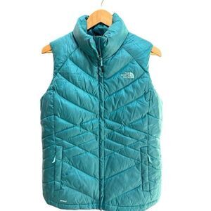 NWOT The North Face (L) turquoise quilted full-zip 550 down puffer vest Women’s